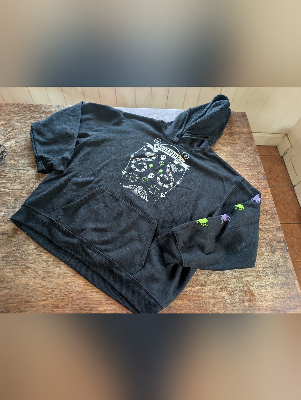 Women's Official Beetlejuice Graphic Black Hoodie XL Sweatshirt Halloween